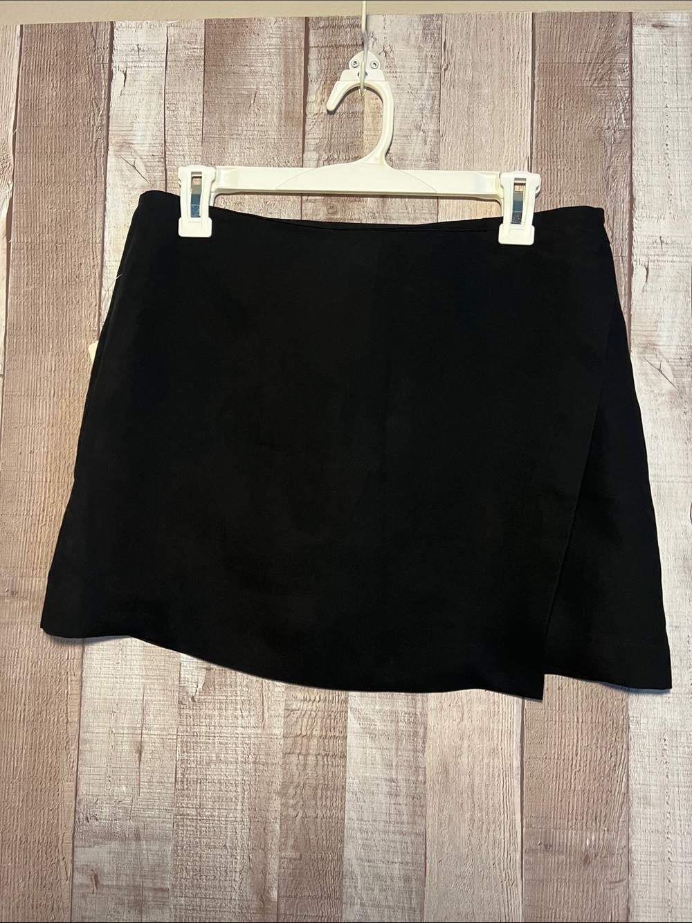 NWT Forever 21 Classic Black Women's Mini Skirt